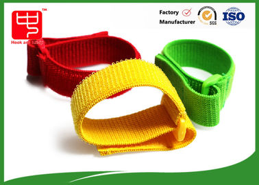 Le cinghie elastiche del velcro di Reuseable con il fermaglio, nylon regolabile attacca il cavo ordinato