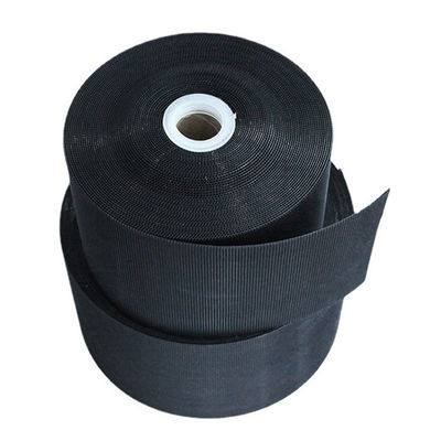 Cintura di fissaggio per gancio e anello riutilizzabile.